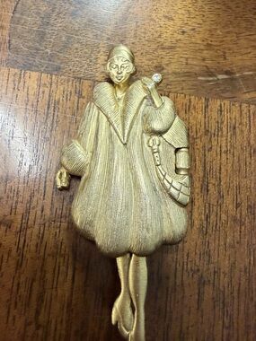 AJC After Taxes mechanical Fur Coat Brooch Pin